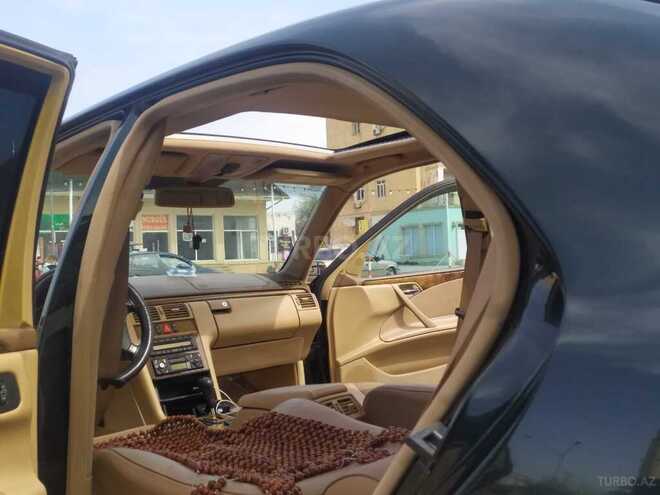 Mercedes E 200 2000, 252,647 km - 2.0 l - Bakı