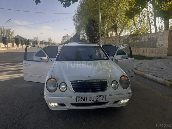 Mercedes E 240 2001, 356,000 km - 2.4 l - Bakı