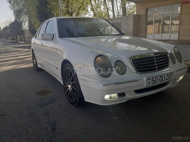 Mercedes E 240 2001, 356,000 km - 2.4 l - Bakı