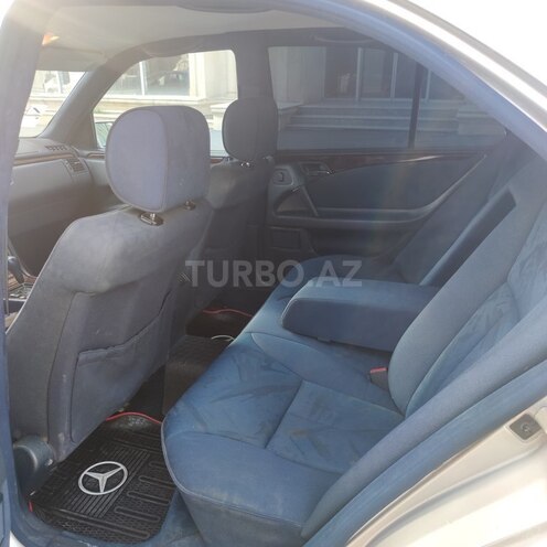 Mercedes E 230 1995, 428,380 km - 2.3 l - Bakı
