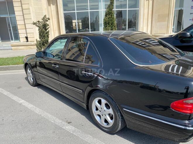 Mercedes E 240 2000, 250,000 km - 2.6 l - Bakı