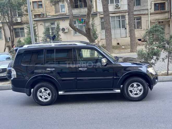 Mitsubishi Pajero 2007, 176,000 km - 3.0 l - Bakı