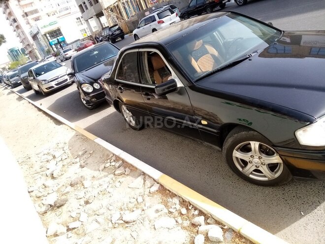 Mercedes C 220 1994, 275,000 km - 2.2 l - Xırdalan