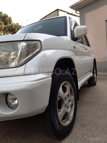 Mitsubishi Pajero io 1999, 250,000 km - 1.8 л - Bakı
