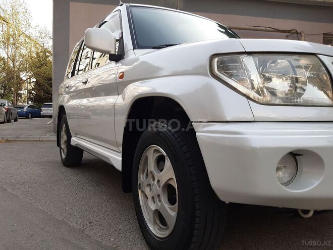 Mitsubishi Pajero io 1999, 250,000 km - 1.8 л - Bakı