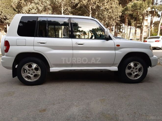 Mitsubishi Pajero io 1999, 250,000 km - 1.8 л - Bakı