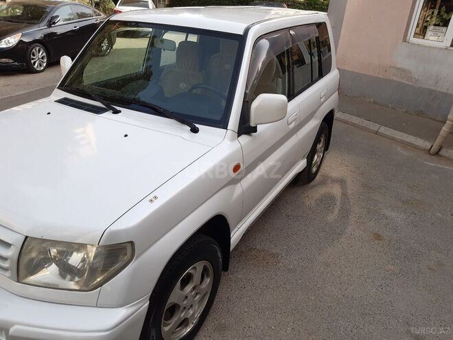 Mitsubishi Pajero io 1999, 250,000 km - 1.8 л - Bakı