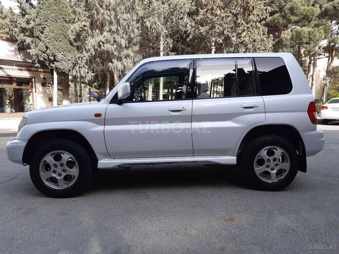 Mitsubishi Pajero io 1999, 250,000 km - 1.8 л - Bakı