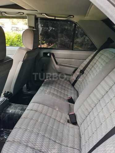 Mercedes 190 1990, 425,298 km - 1.8 л - Bakı