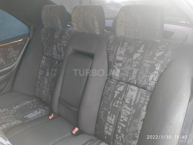 Mercedes E 230 1995, 89,562 km - 2.3 l - İmişli