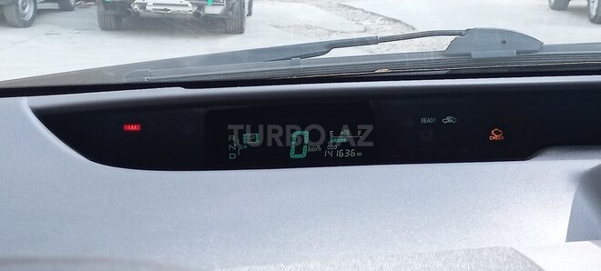 Toyota Prius 2009, 140,000 km - 1.6 л - Bakı