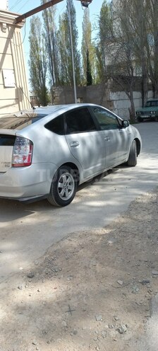 Toyota Prius 2009, 140,000 km - 1.6 л - Bakı