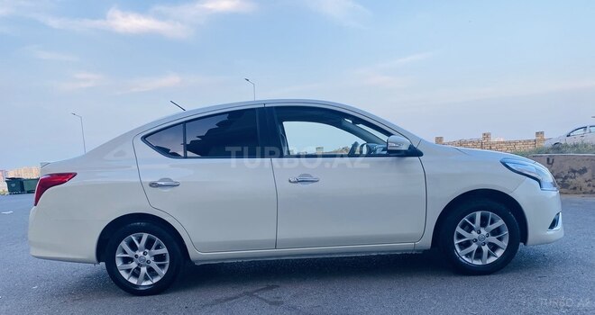 Nissan Sunny 2014, 160,000 km - 1.5 l - Bakı