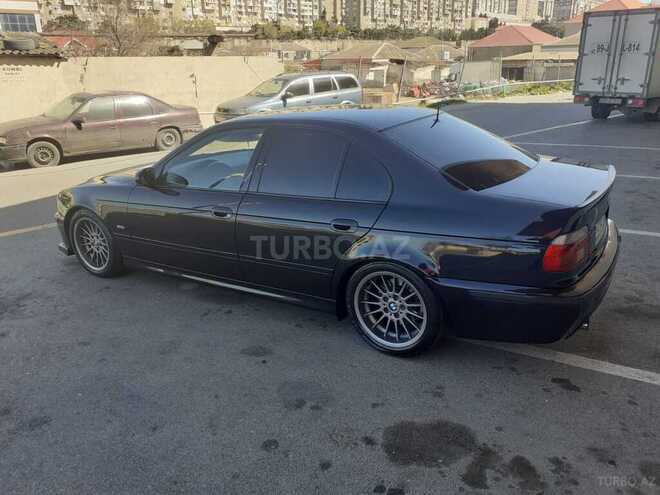 BMW 525 2001, 318,000 km - 2.5 l - Bakı