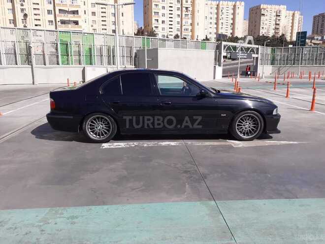 BMW 525 2001, 318,000 km - 2.5 l - Bakı
