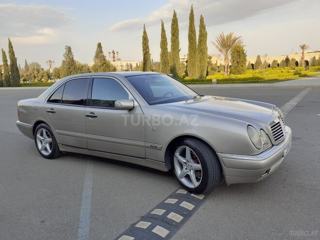 Mercedes E 240 1999, 296,256 km - 2.4 l - Gəncə