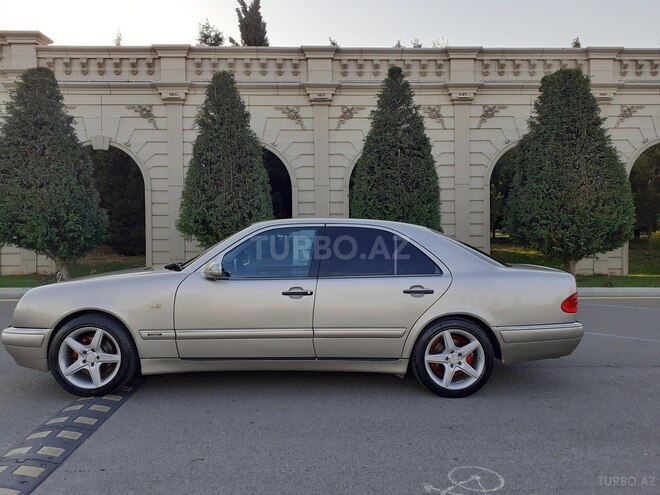 Mercedes E 240 1999, 296,256 km - 2.4 l - Gəncə