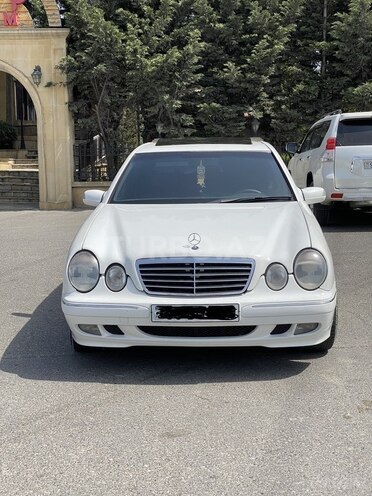Mercedes E 320 1999, 300,000 km - 3.2 l - Bakı