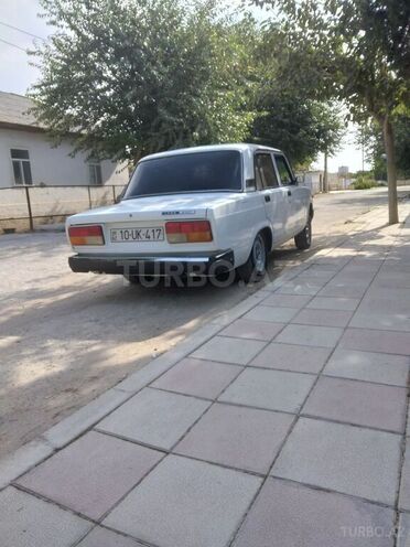 LADA (VAZ) 2107 2003, 36,900 km - 1.5 l - Salyan