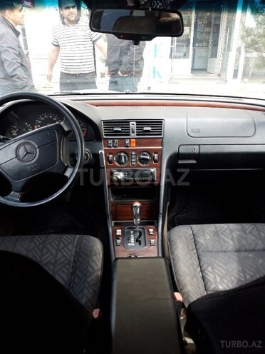 Mercedes C 220 1994, 329,000 km - 2.2 l - Dəliməmmədli