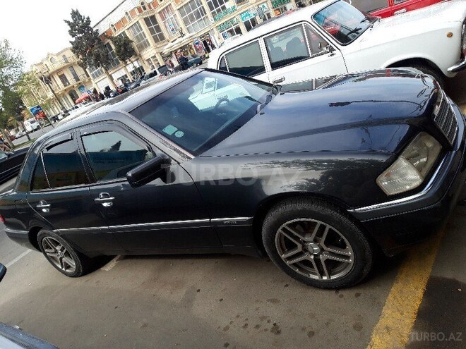 Mercedes C 220 1994, 329,000 km - 2.2 l - Dəliməmmədli