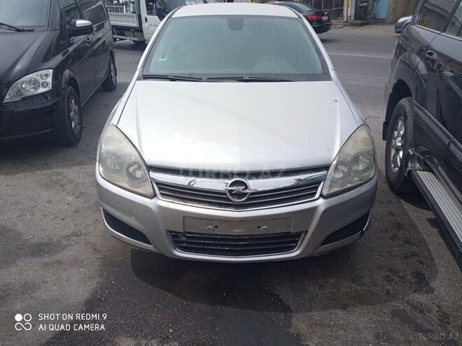 Opel Astra 2008, 300,000 km - 1.3 l - Bakı