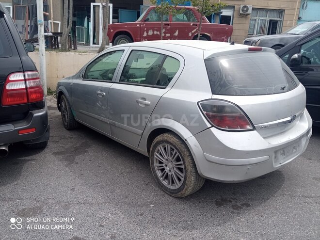 Opel Astra 2008, 300,000 km - 1.3 l - Bakı
