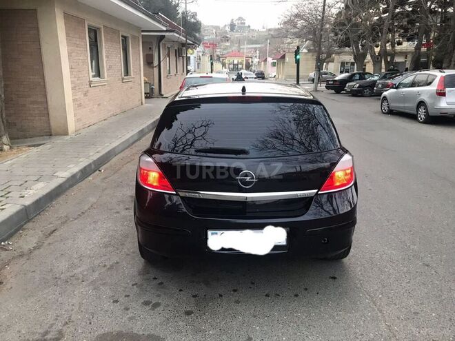Opel Astra 2006, 215,000 km - 1.3 л - Bakı