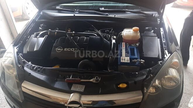 Opel Astra 2006, 215,000 km - 1.3 л - Bakı