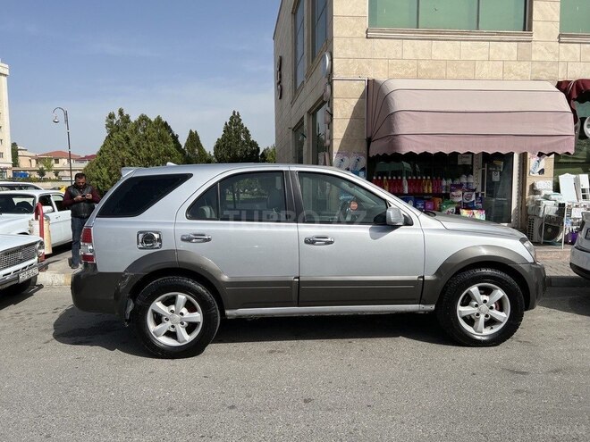 Kia Sorento 2006, 250,000 km - 2.5 l - Naxçıvan