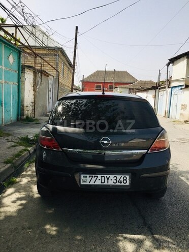 Opel Astra 2010, 250,000 km - 1.4 l - Bakı