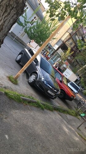 Opel Astra 2010, 250,000 km - 1.4 l - Bakı