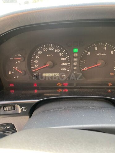 Toyota Land Cruiser 2001, 393,000 km - 4.7 l - Bakı