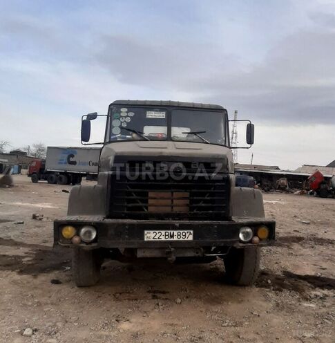KrAZ  1988, 210,451 km - 15.0 l - Gəncə