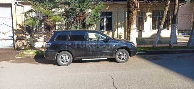 Mitsubishi Outlander 2003, 298,323 km - 2.4 л - Bakı