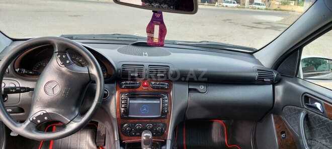 Mercedes C 200 2001, 324,288 km - 2.0 l - Beyləqan