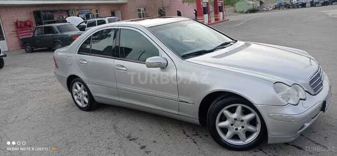 Mercedes C 200 2001, 324,288 km - 2.0 l - Beyləqan