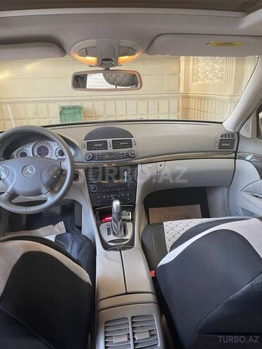 Mercedes E 240 2003, 277,000 km - 2.6 l - Bakı