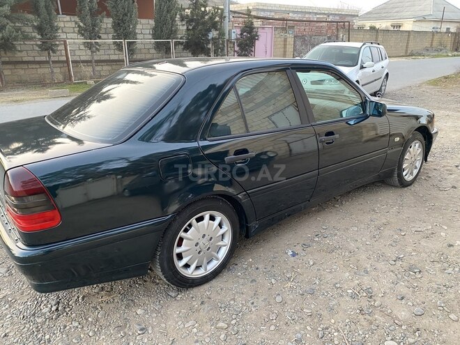 Mercedes C 200 1997, 300,000 km - 1.8 l - Saatlı