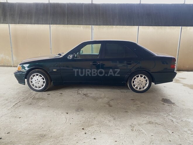 Mercedes C 200 1997, 300,000 km - 1.8 l - Saatlı