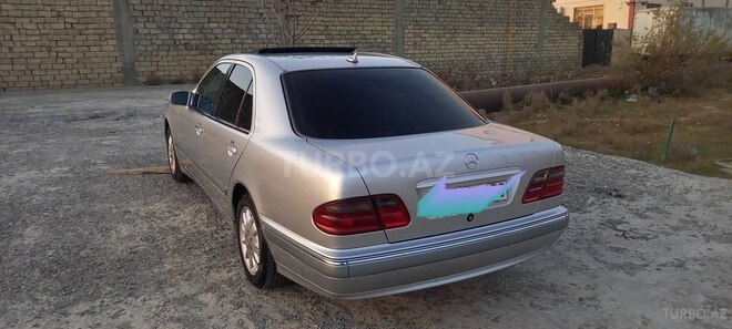 Mercedes E 220 2000, 512,000 km - 2.2 l - Bakı