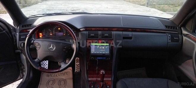 Mercedes E 220 2000, 512,000 km - 2.2 l - Bakı