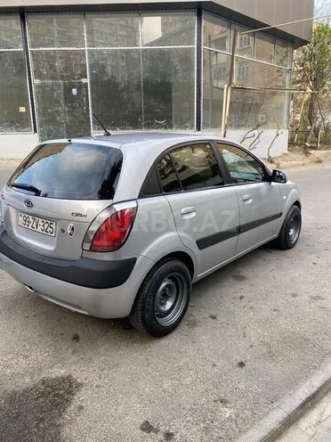 Kia Rio 2006, 210,000 km - 1.5 л - Bakı