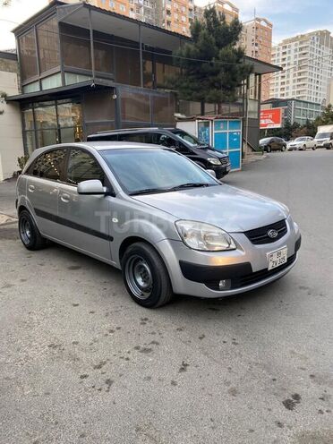 Kia Rio 2006, 210,000 km - 1.5 л - Bakı