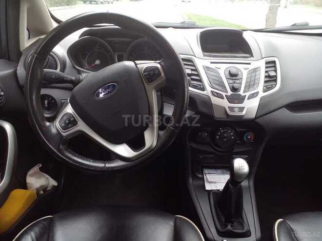Ford Fiesta 2011, 202,000 km - 1.6 l - Bakı