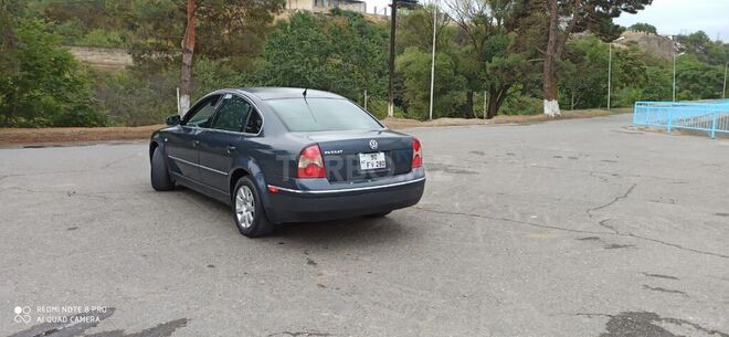 Volkswagen Passat 2002, 385,306 km - 1.8 l - Quba