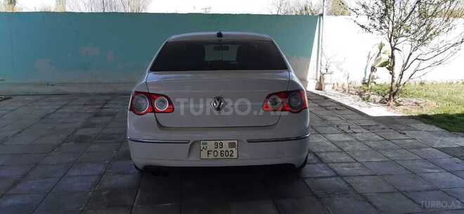 Volkswagen Passat 2005, 232,000 km - 2.0 l - Şirvan