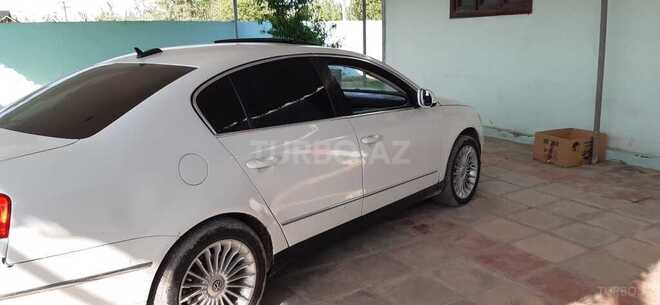 Volkswagen Passat 2005, 232,000 km - 2.0 l - Şirvan