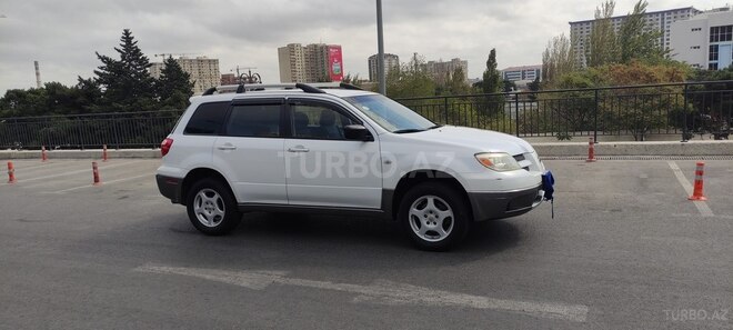 Mitsubishi Outlander 2004, 183,000 km - 2.4 л - Bakı