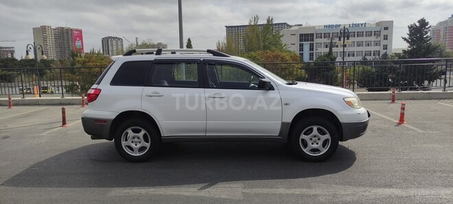 Mitsubishi Outlander 2004, 183,000 km - 2.4 л - Bakı